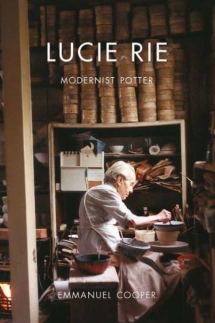 Lucie Rie : Modernist Potter, Paperback / softback Book