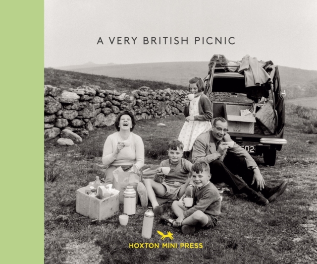 A Very British Picnic, Hardback Book