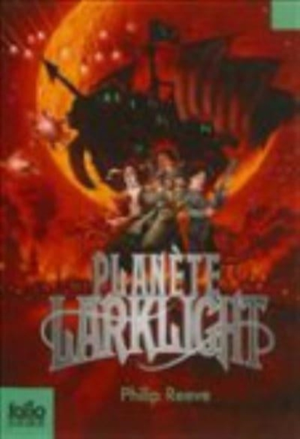 Planete Larklight, Paperback / softback Book