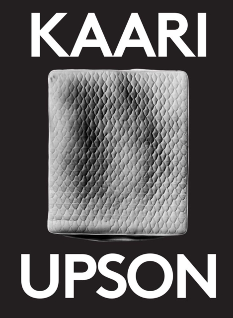 Kaari Upson - 2000 Words, Paperback / softback Book