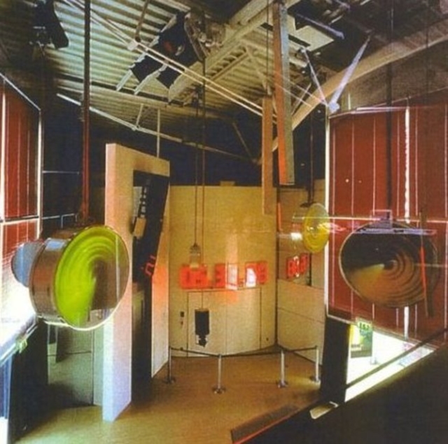 Alfredo Arribas. Seat-Pavilion, Wolfsburg : Opus 44 Series, Hardback Book